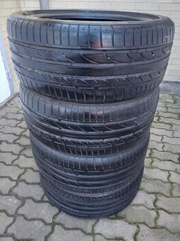 BRIDGESTONE 235/40 r 19 96 Y.