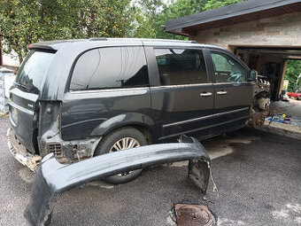 Lancia Voyager 2.8crdi,r.v.2012