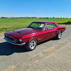 Ford Mustang  1967  V8  Manual