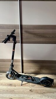 Koloběžka Ninebot by Segway F2E