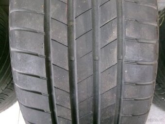 225/45 R17 BRIDGESTONE (5mm) č.15552