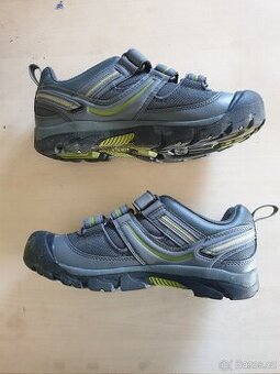 NOVÉ MTB cyklistické tretry KEEN (UK 6,5)