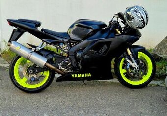 Yamaha R1