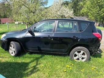 Toyota RAV4 2.2d, 100 KW, 2007