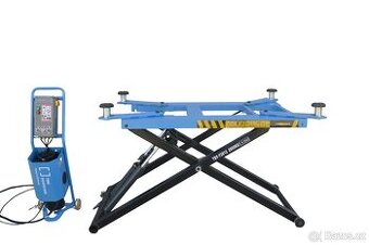 Mobilní nůžkový zvedák 2800 kg
