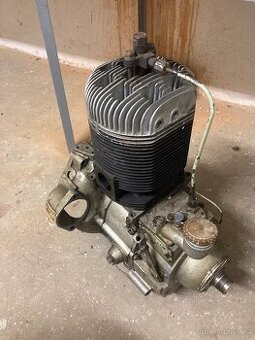 Motor 1D90T