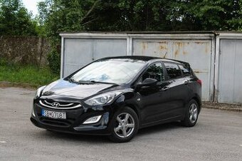 Hyundai i30 CW, 1.6 CRDi, 94kW, SR kúpa