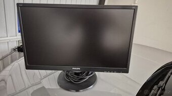 Monitor Philips, LED, 22", Full HD, HDMI, VGA, + klávesnice
