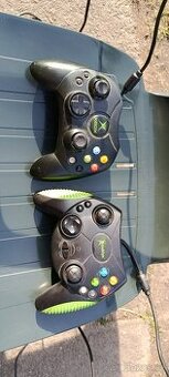 2ks ovladačů na Xbox (čtěte popisek)