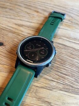 Garmin Fenix 5S - 1