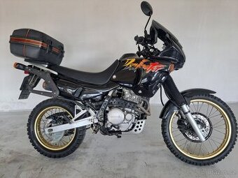 Honda NX 650 Dominátor - 1