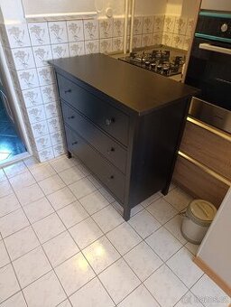 HEMNES