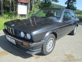 BMW E30 320i 6V Coupe 12/1985 1.majitel 117tis.km serv.kniha