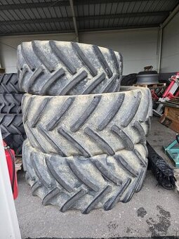 Pneu valtra S