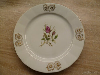 Nová sada talířů, český porcelán levně