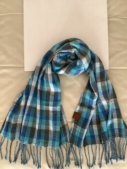 Měkká a příjemná šála PEPE JEANS