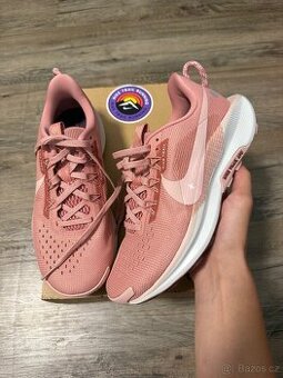 Nike ReactX Pegasus Trail 5 vel. 38.5