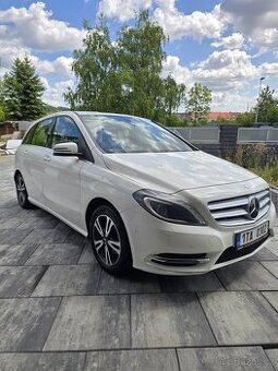 Mercedes Benz B180 W246 automat 2014