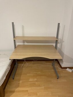 Psací stůl s policí - výškově nastavitelný