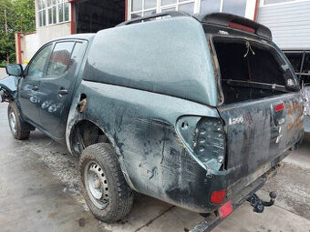 Mitsubishi L200 2,5DID 100kw kód motora: 4D56