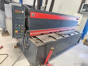 Hydraulické tabulové nůžky BAYKAL HGL 3100/8