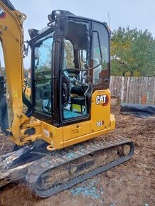 Prodám rám kabiny bagru Caterpilar 303