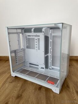 Lian-Li O11 VISION White nová