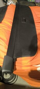 P: Roleta kufru VW Passat B6