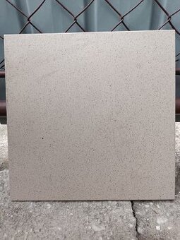 Matná béžová dlažba