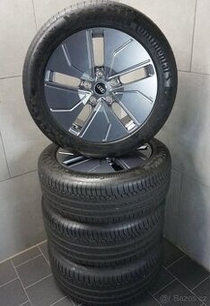 ORIGINÁLNÍ LETNÍ ALU SADA AUDI E TRON R19