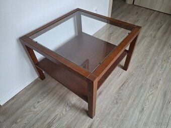 Konferenční prosklený stolek