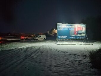 Osvětlený Billboard, reklamní plocha k pronájmu