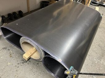 carbon role, vytvrzeny carbon tl. 1.1mm Lamilux