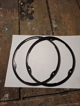 Guma pod rámeček světlometu Škoda 1000MB, MBX