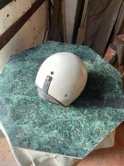 Jawa přilba - kokoska