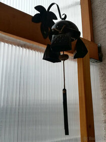 KOVÁŘSKÁ  UMĚLECKÁ  TEPANÁ  ZVONKOHRA