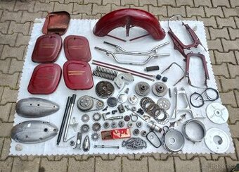 Prodám díly na Jawa 250/353 kývačka a jawa 250/559 panelka