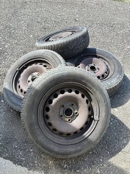Daruji plechové disky s obutím 6JX15H2 - Škoda Octavia 2
