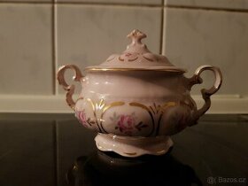 Leander, růžový porcelán