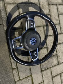 Prodam volant VW GOLF 7 GTI