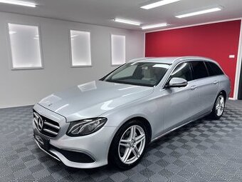 Mercedes-Benz E220D 143kW Ambient-Kůže-Virtual-Servis-DPH