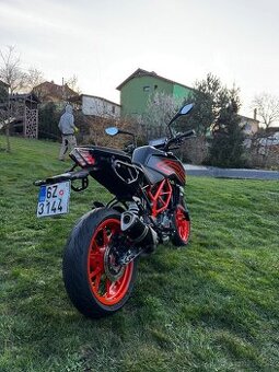 Ktm duke 125