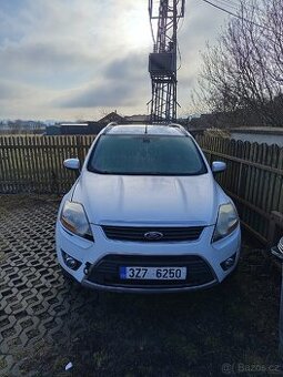 Ford kuga - 1