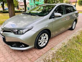 Toyoty Auris 1.6i - 79 KW ČR,KAMERA,ALU KOLA.