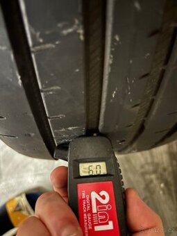 Letní pneu goodyear 225/40 r19
