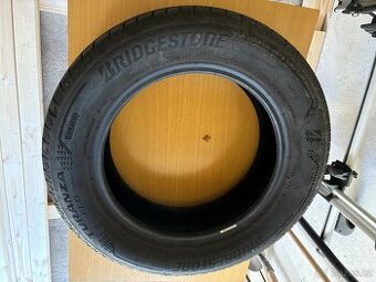 pneu Bridgestone