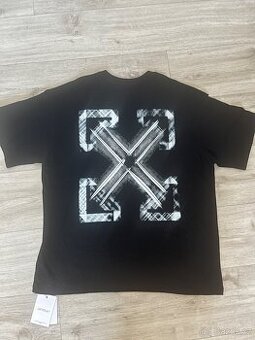 OFF-WHITE TEE