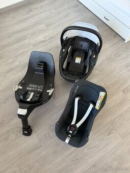 Maxi Cosi Coral 360 Essential Graphite + základna FamilyFix