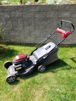 Sekačka Honda GCV 160 s pojezdem