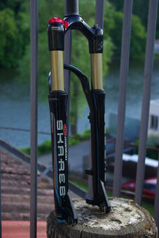 vidlice Manitou Skareb Super TPC lock, 26"